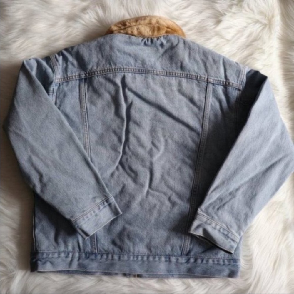 Levi's Blue Light Wash Denim Sherpa Jacket Reversible Size Medium - Picture 8 of 8